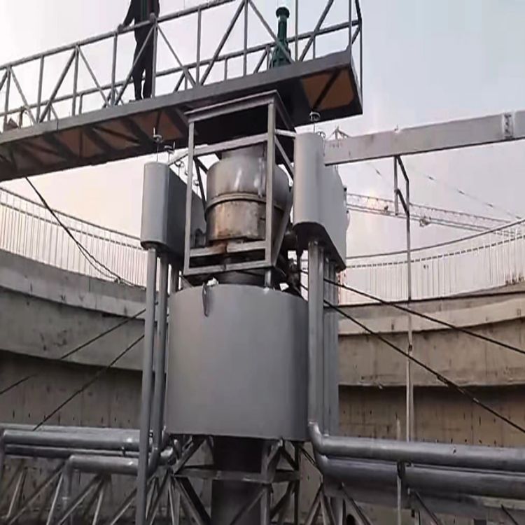 中心傳動(dòng)濃縮機(jī)4